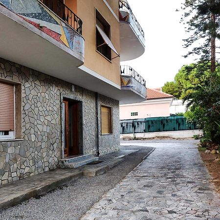 Villa Daniela - Mare e relax San Remo Exterior foto
